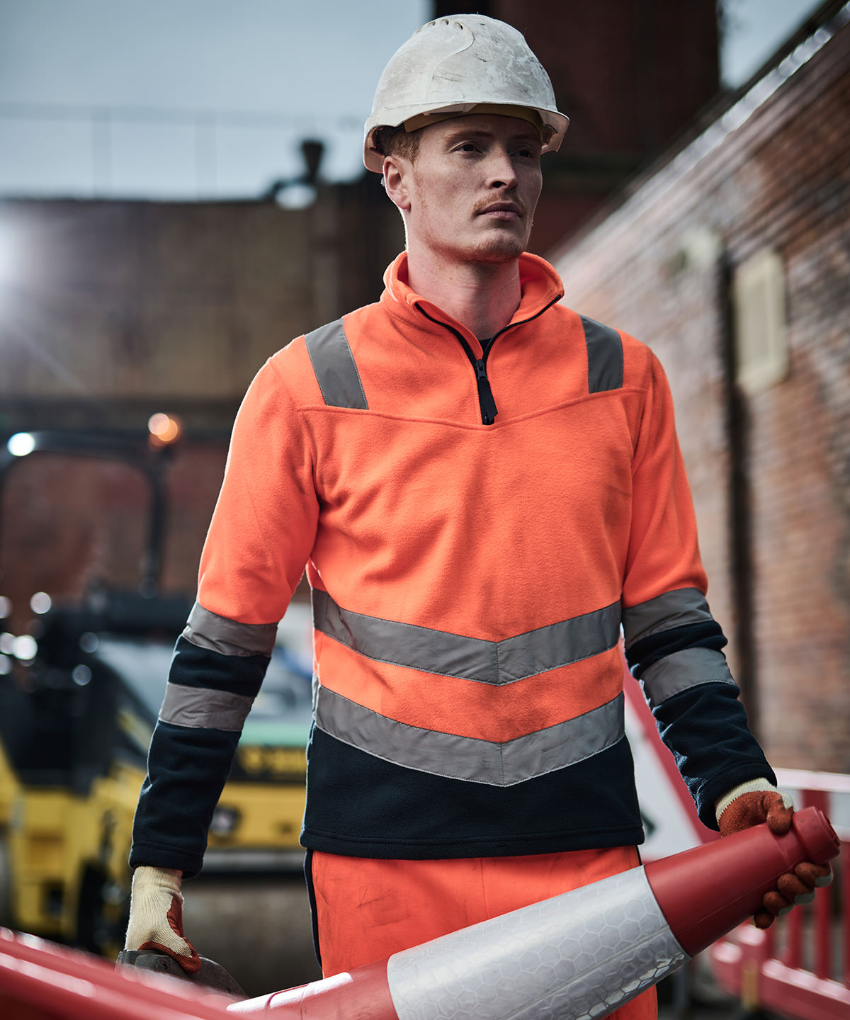 Pro hi-vis half zip fleece top